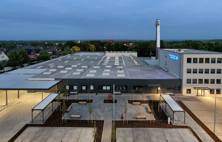 Erweiterung und Neubau von Büro und Hallen für das Technische Hilfswerk